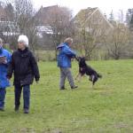 Tolja Spiel mit Hundef&uuml;hrer